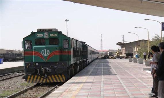 ایستگاه راه آهن مبارکه بافق ساماندهی می‌شود