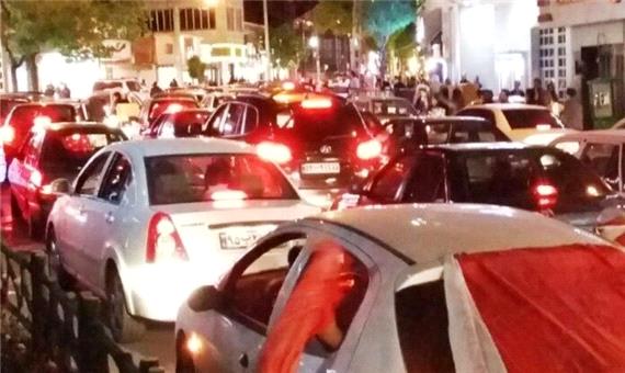 هواداران یزدی پرسپولیس به خیابان آمدند