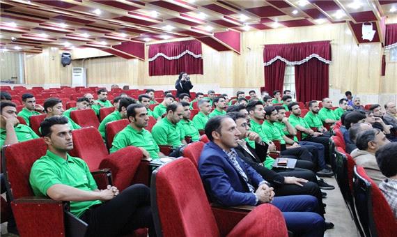 70 داور یزدی با فنون جدید فوتبال آشنا شدند